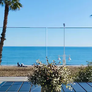 Apartamento Gran Vivienda De Lujo Frente Al Mar, Málaga